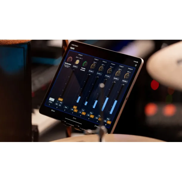 Focurite ISA C8X 26-in, 28-out USB-C audio interface