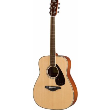 Yamaha FG820